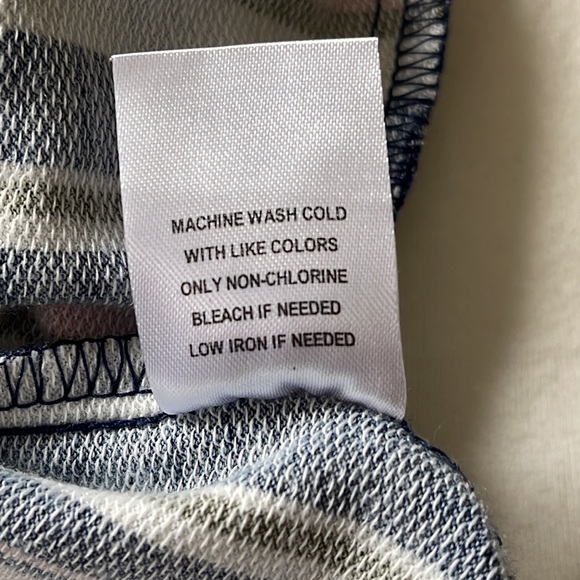 Fishbowl Junior’s Navy Pink White Striped Romper Pockets Size XS - Picture 10 of 15